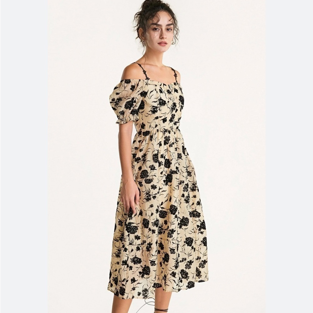 NWT,J.ING Boho Dress Beige Off-the-Shoulder Velvet Floral Midi Dress,L